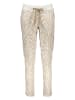 Juvia Sweathose in Creme/ Beige
