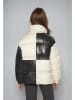 Monki Winterjacke in Creme/ Schwarz