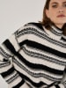 Apricot Pullover in Weiß/ Schwarz