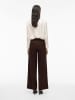 Vila Broek bruin