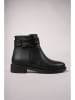trendyol Boots in Schwarz