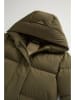 Woolrich Płaszcz puchowy "Cloud Madison" w kolorze khaki