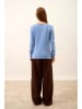Just Cashmere Kaszmirowy sweter "Abby" w kolorze błękitnym