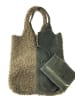 Amara Leder-Henkeltasche "Teddy" in Khaki - (B)37 x (H)40 x (T)2 cm