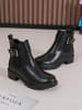 Sixth Sens Boots in Schwarz