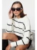 trendyol Pullover in Weiß/ Schwarz