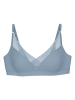 Triumph Beugelloze beha lichtblauw