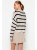 trendyol Pullover in Beige/ Dunkelblau