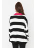 trendyol Pullover in Schwarz/ Weiß/ Pink
