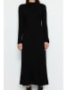 trendyol Kleid in Schwarz