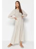 trendyol Kleid in Creme