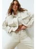 trendyol Jacke in Creme