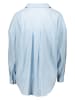 ONLY Carmakoma Bluse in Hellblau