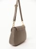 Mia Tomazzi Leder-Umhängetasche "Evaristo" in Taupe - (B)23 x (H)16 x (T)6 cm
