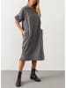 Milan Kiss Kleid in Grau
