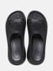 Crocs Klapki "Crush" w kolorze czarnym