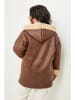 Curvy Lady Übergangsjacke in Braun