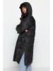 trendyol Wintermantel zwart