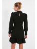 trendyol Kleid in Schwarz