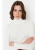 trendyol Rollkragenpullover in Creme