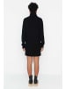 trendyol Kleid in Schwarz