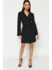 trendyol Kleid in Schwarz
