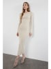 trendyol Kleid in Creme