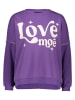 miss goodlife Sweatshirt "Love more" in Lila