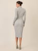 APART Sukienka dzianinowa w kolorze jasnoszarym