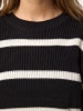 Noisy may Pullover in Schwarz/ Creme