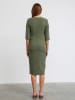 BGN Sukienka w kolorze ciemnozielonym