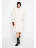 ASSUILI Płaszcz pikowany w kolorze kremowym