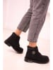trendyol Winterboots in Schwarz