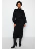 trendyol Kleid in Schwarz