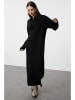 trendyol Kleid in Schwarz