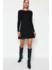 trendyol Kleid in Schwarz