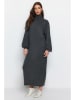 trendyol Kleid in Anthrazit