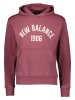New Balance Hoodie "Essentials Varsity" in Pink