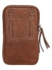 HIDE & STITCHES Leder-Handytasche in Cognac - (B)10 x (H)18 x (T)2,5 cm