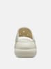 Crocs Klapki "Crush" w kolorze kremowym