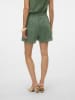 Vero Moda Shorts in Grün