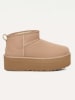 UGG Botki "Classic Ultra Mini Platform" w kolorze beżowym