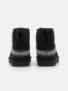 UGG Skórzane botki "Crescent" w kolorze czarnym