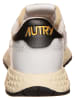 AUTRY Skórzane sneakersy "Relwind" w kolorze białym