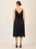APART Plisseekleid in Dunkelblau