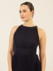 APART Plisseekleid in Dunkelblau