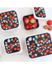 a little lovely company 4-delige set: lunchboxen "Strawberries" donkerblauw