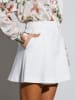 Milan Kiss Shorts in Weiß