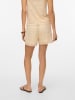 Vero Moda Shorts in Creme