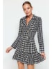 trendyol Kleid in Schwarz/ Weiß